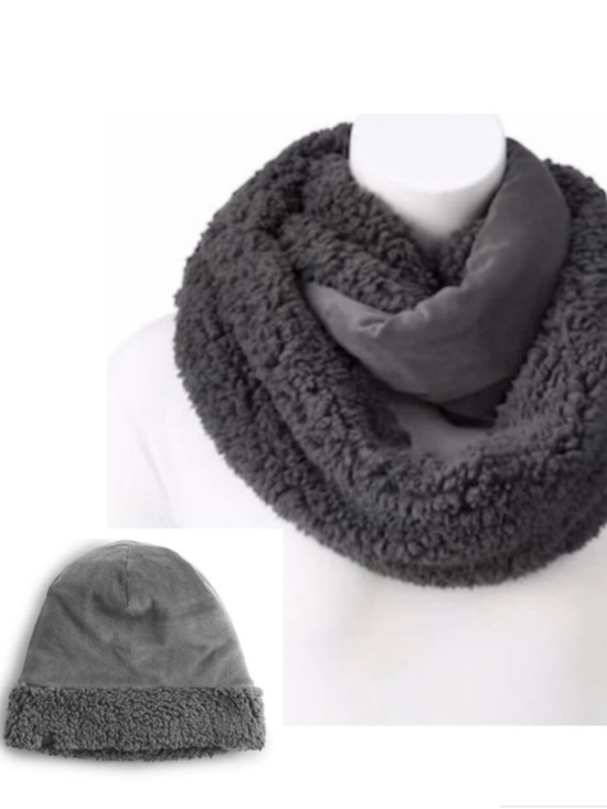 Cuddl Duds Accessories - Cuddl Duds Reversible Double Plush Velour with Sherpa Infinity Scarf and Hat